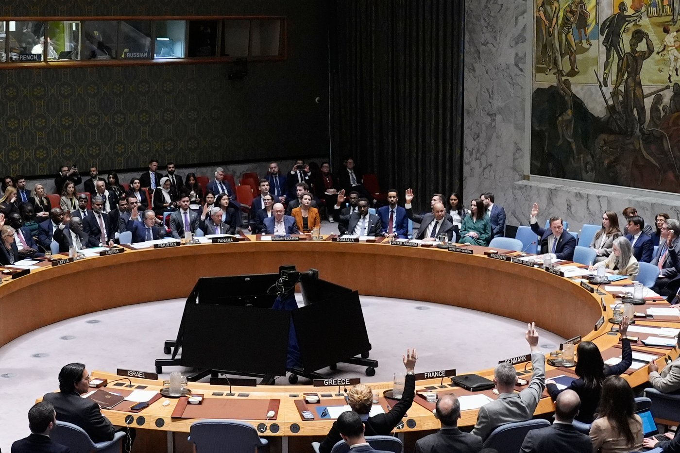 Bahrain waters down UN proposal over opposition to allowing force to open Strait of Hormuz | iNFOnews.ca