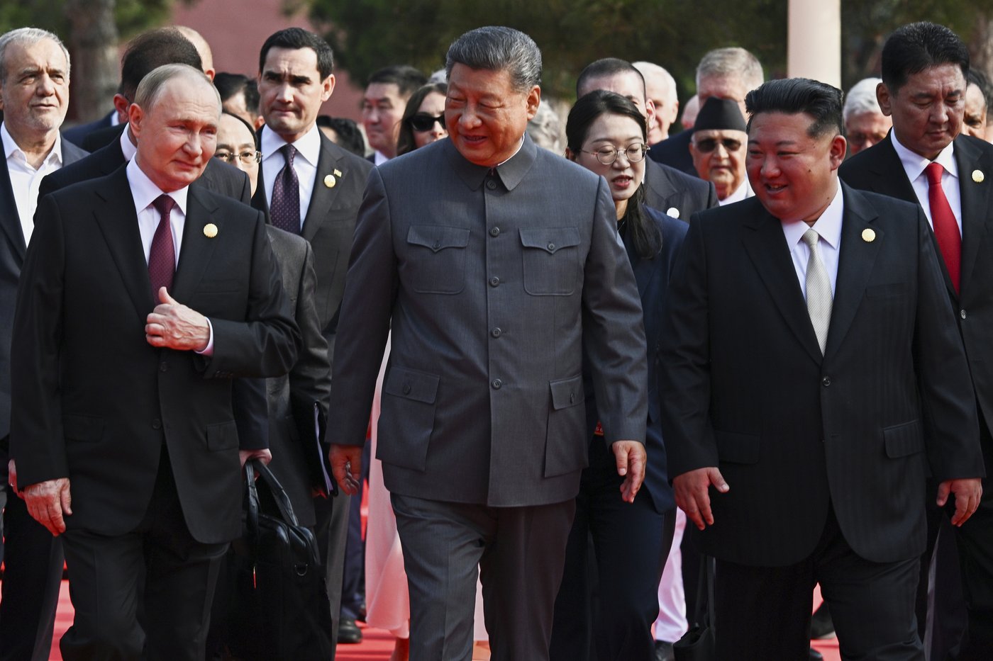 Beijing's show of strength unites Xi, Kim and Putin in symbolic walk of solidarity | iNFOnews.ca Beijing's show of strength unites Xi, Kim and Putin in symbolic walk of solidarity | iNFOnews.ca