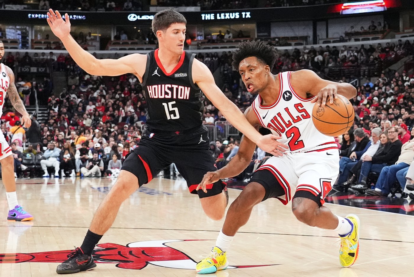 Bulls race to 20-point lead in 1st quarter, hang on to beat the Rockets 132-124 | iNFOnews.ca