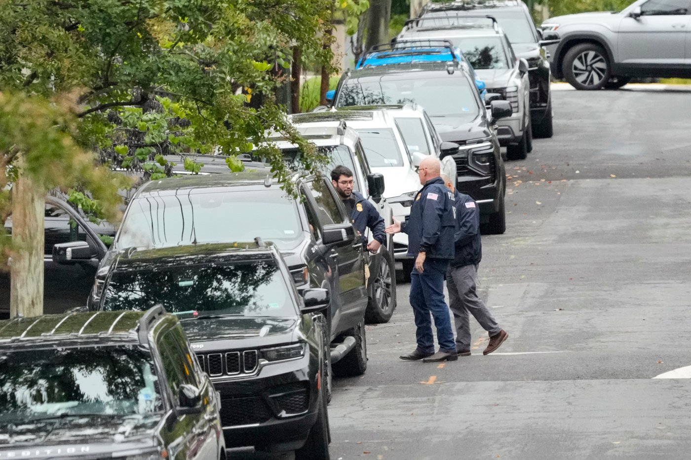 Agents search Rep. Omar's Washington home in criminal probe as she vows she won't 'be silenced' | iNFOnews.ca