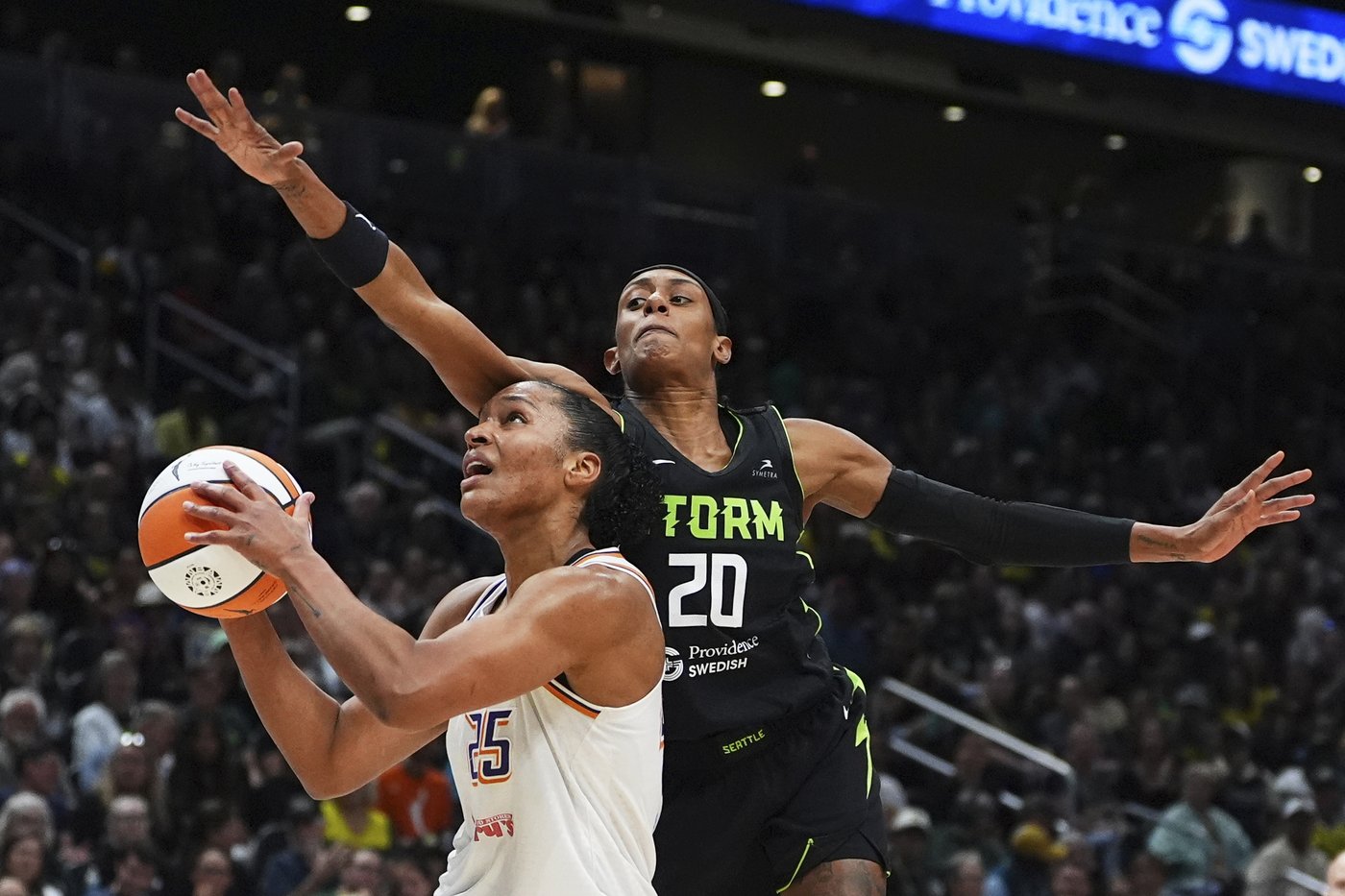 Alyssa Thomas has 5th triple-double of the season as Mercury beat Storm 85-82 | iNFOnews.ca