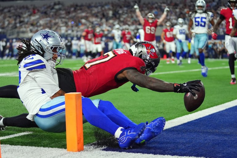 Bucky Irving and rookie QB Jalon Daniels help Bucs beat sloppy Cowboys 24-16 for 1st win of season | iNFOnews.ca
