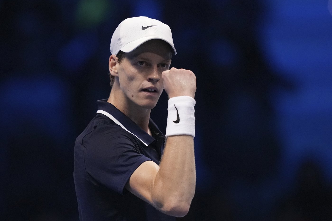 Sinner stays perfect and Fritz also advances to the semifinals at the ATP Finals | iNFOnews.ca