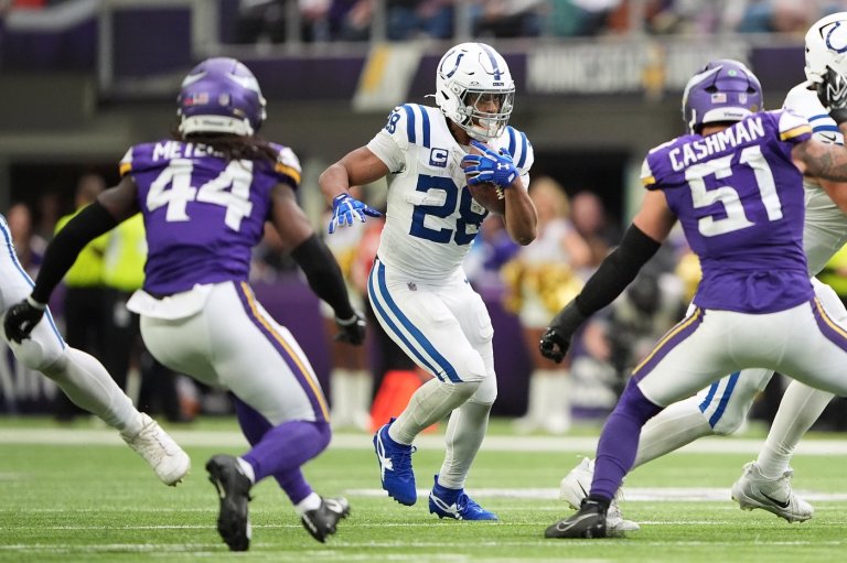 Colts RB Jonathan Taylor plans to stay the course in Indianapolis despite turbulent week | iNFOnews.ca