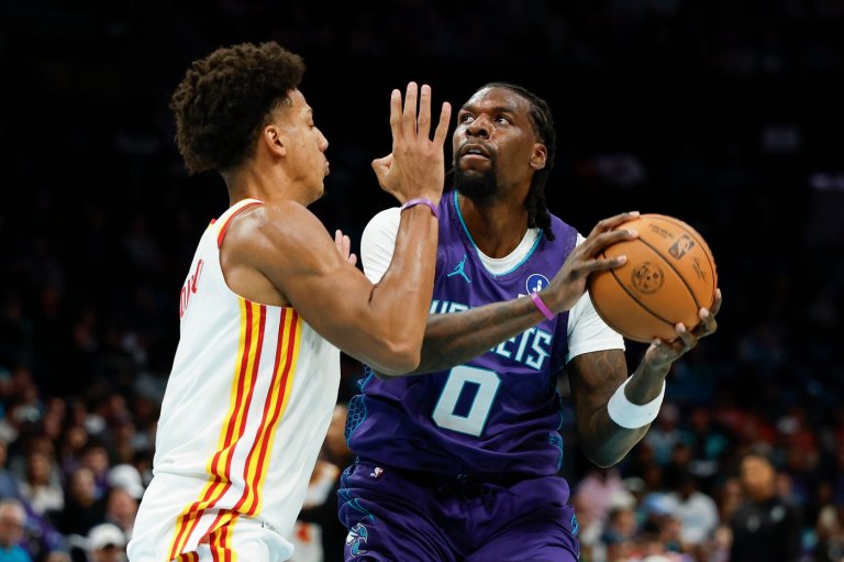 Hornets blown out by Hawks 128-81 in first game home without LaMelo Ball, booed by sellout crowd | iNFOnews.ca
