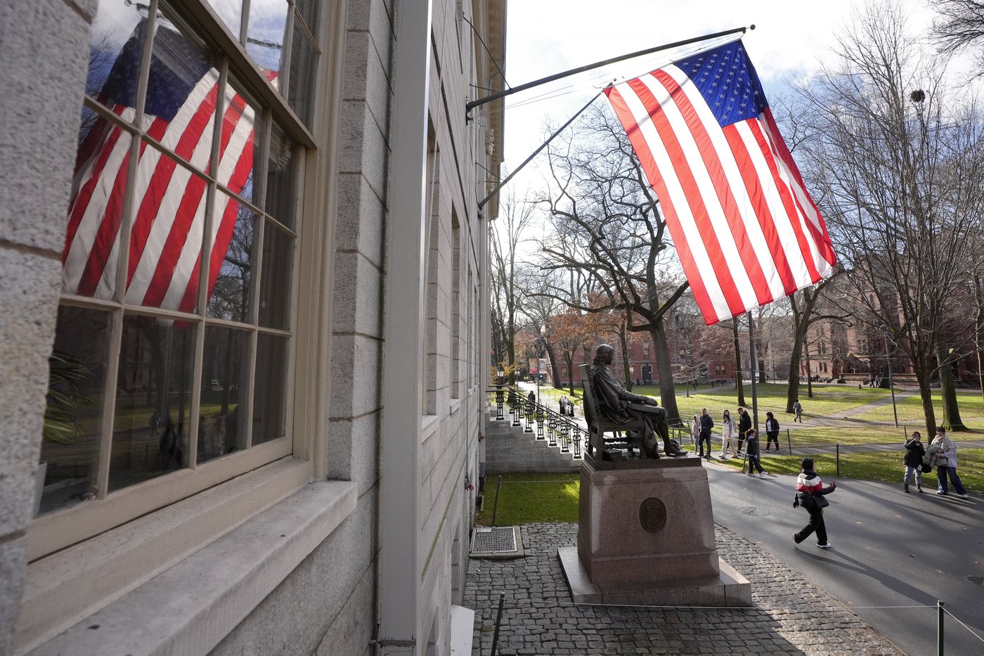 House Republicans mull taxes on scholarships and changes to student loan programs | iNFOnews.ca