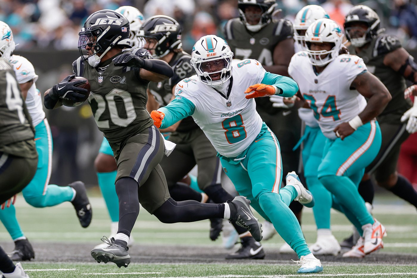 Dolphins waive veteran Matthew Judon, sign linebacker Jackson Woodard | iNFOnews.ca