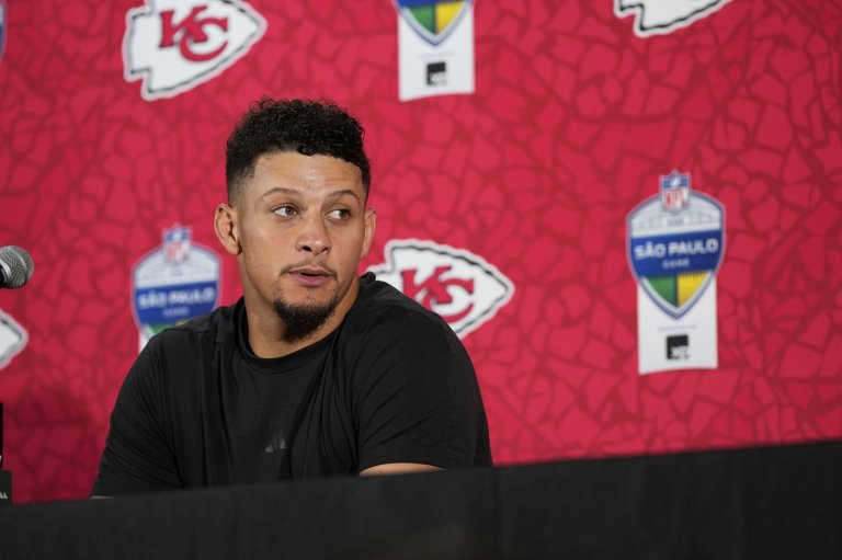 Chiefs forced to regroup after losing to Chargers in season opener marred by penalties and injuries | iNFOnews.ca