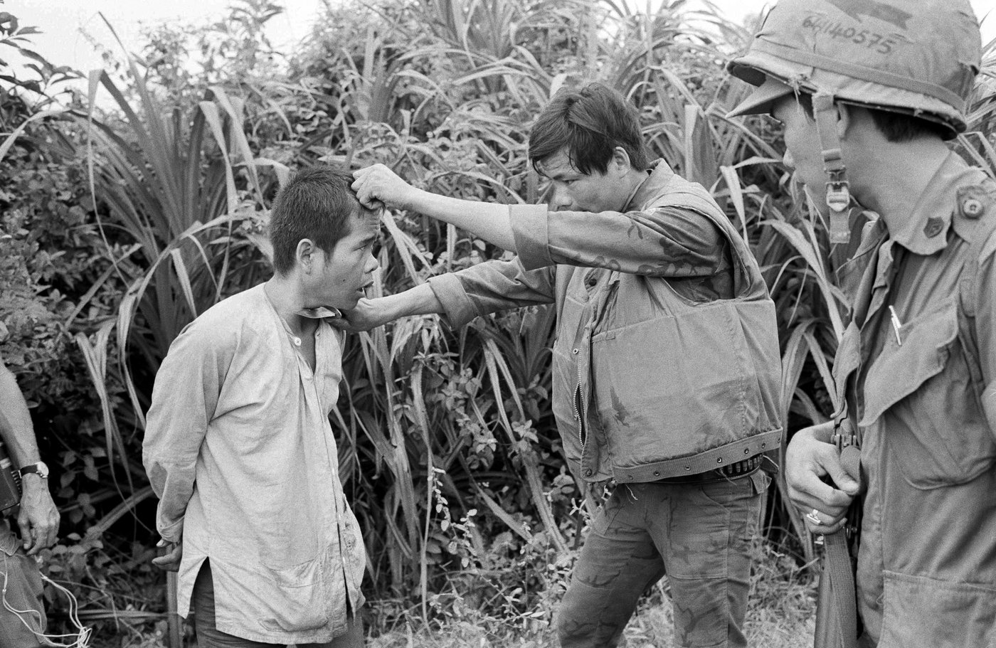 Dang Van Phuoc, AP combat photographer who lost an eye in the Vietnam War, dies at 91 | iNFOnews.ca Dang Van Phuoc, AP combat photographer who lost an eye in the Vietnam War, dies at 91 | iNFOnews.ca