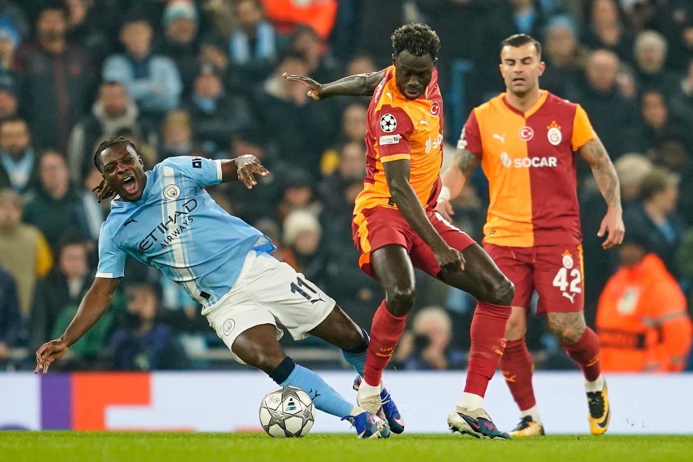 Man City winger Doku injured after 2 first-half assists in Champions League game | iNFOnews.ca Man City winger Doku injured after 2 first-half assists in Champions League game | iNFOnews.ca