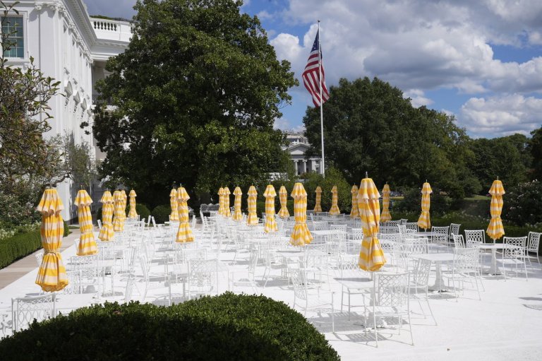 Demolition for new White House ballroom doesn't need approval, Trump-appointed commission head says | iNFOnews.ca