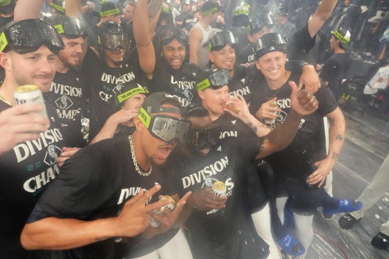 Mariners win AL West for 1st time in 24 years as Raleigh reaches 60 homers in 9-2 win over Rockies | iNFOnews.ca