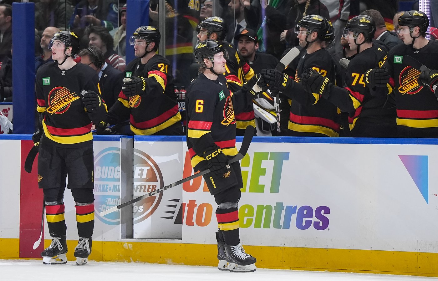 Canucks snap skid as veterans respond to coach Adam Foote's callout | iNFOnews.ca