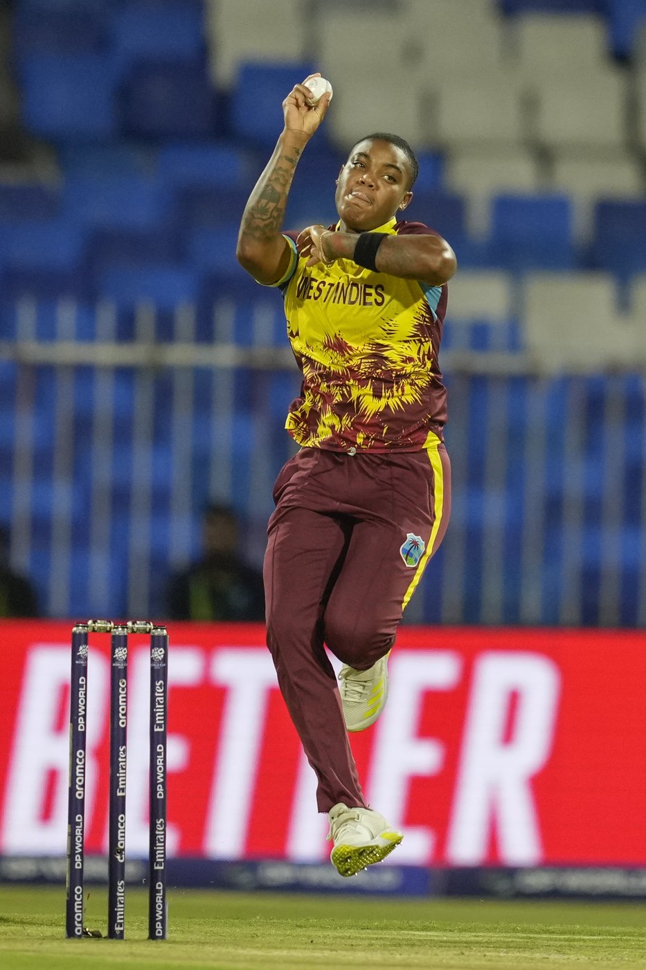 New Zealand survives anxious last over to beat West Indies and reach Women’s T20 World Cup final | iNFOnews.ca