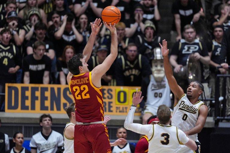 No. 10 Iowa State takes down No. 1 Purdue, 81-58 | iNFOnews.ca