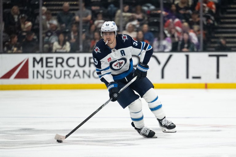 Winnipeg Jets centre Mark Scheifele named NHL first star of the week | iNFOnews.ca