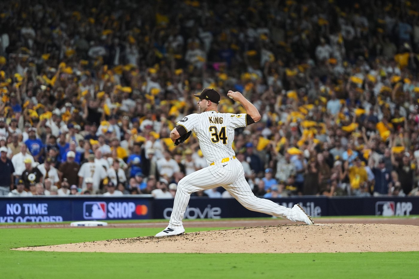 Padres' Michael King loses no-hit bid in 7th inning of playoff opener against the Cubs | iNFOnews.ca