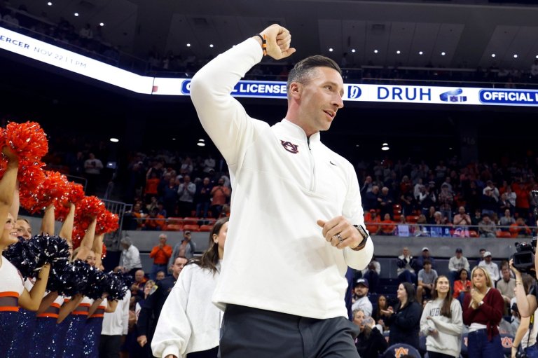 No. 20 Auburn escapes in overtime against Bethune-Cookman in Steven Pearl's coaching debut | iNFOnews.ca No. 20 Auburn escapes in overtime against Bethune-Cookman in Steven Pearl's coaching debut | iNFOnews.ca