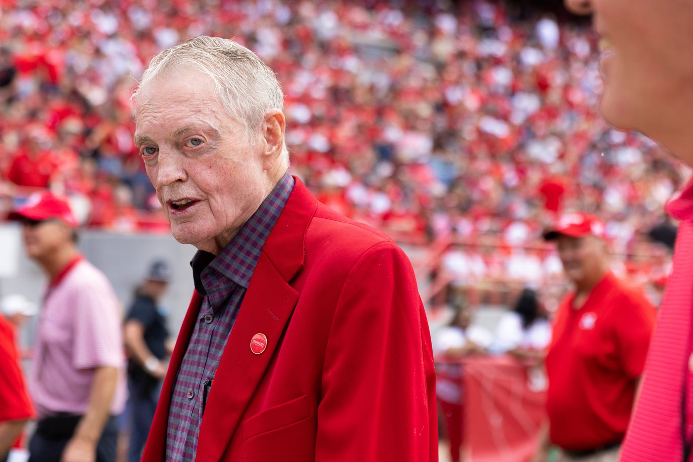 College coaching great Tom Osborne becomes 1st living inductee in Nebraska's state hall of fame | iNFOnews.ca