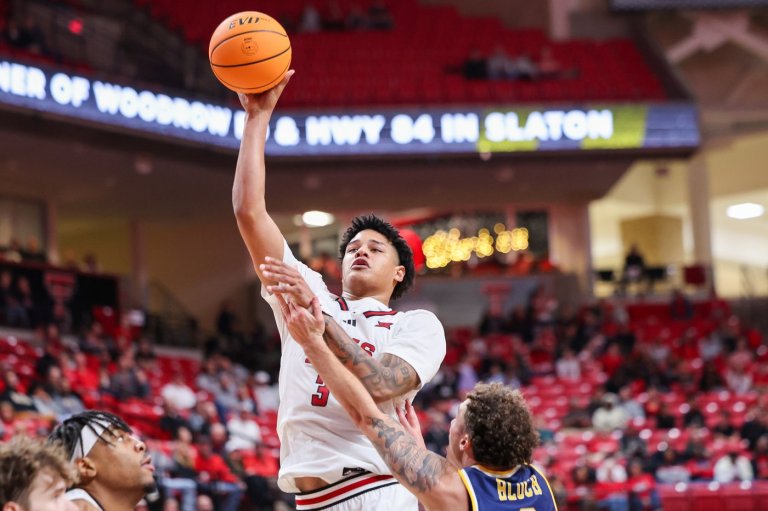 LeJuan Watts scores 36 points as No. 19 Texas Tech extends nonconference home win streak to 45 | iNFOnews.ca