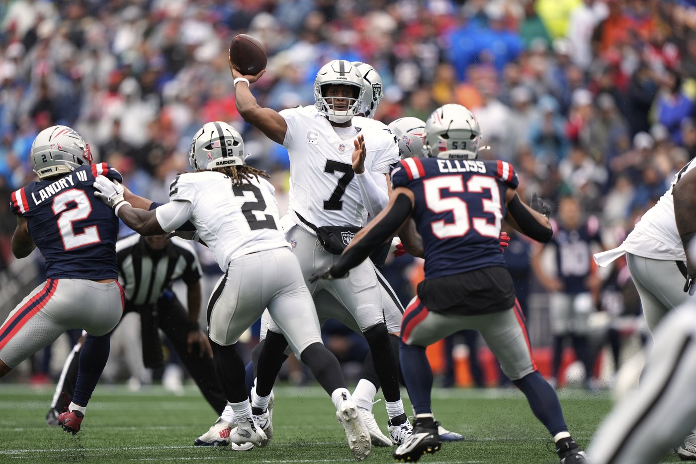 Fantasy plays: Players to start and sit for NFL Week 2 | iNFOnews.ca