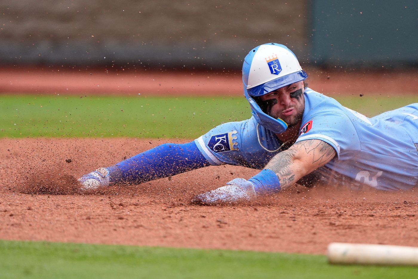 Kolek throws complete-game shutout and Royals top Mariners to end 4-game skid | iNFOnews.ca Kolek throws complete-game shutout and Royals top Mariners to end 4-game skid | iNFOnews.ca