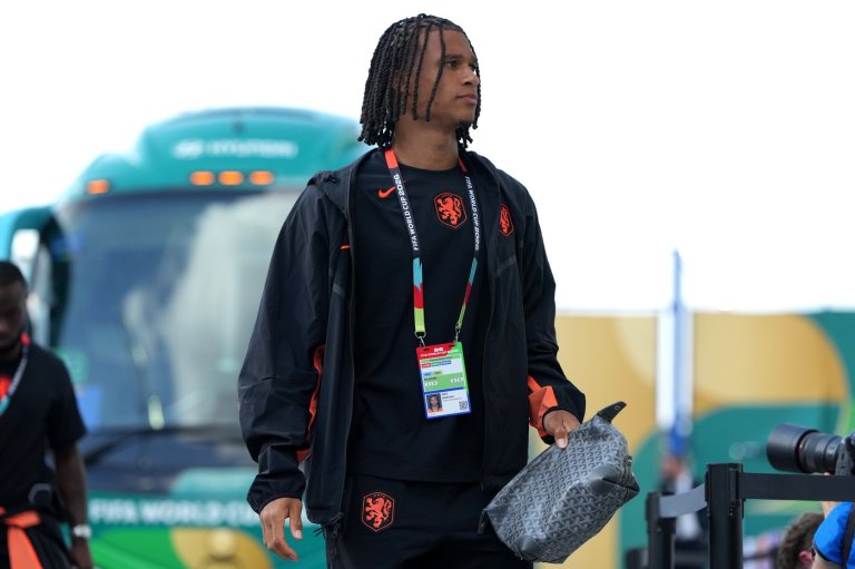 Netherlands defender Aké leaves Man City to join Fenerbahce's quest for Turkish league title | iNFOnews.ca