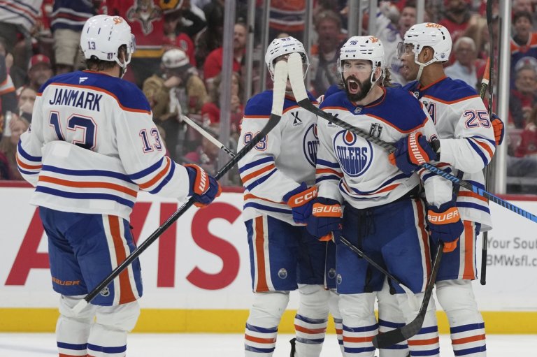 Oilers sign defenceman Jake Walman to seven-year, $49-million extension | iNFOnews.ca