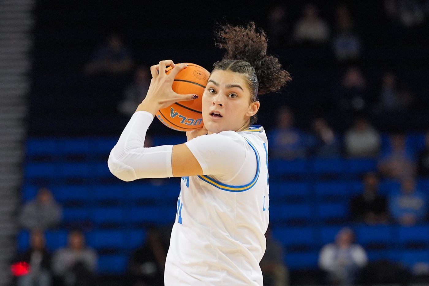Picking the NCAA women's bracket: UConn beats Texas for another national championship | iNFOnews.ca