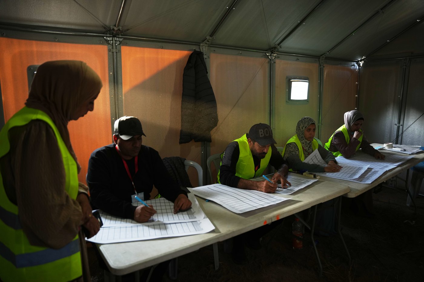 Palestinians vote in local elections in West Bank and part of Gaza | iNFOnews.ca Palestinians vote in local elections in West Bank and part of Gaza | iNFOnews.ca