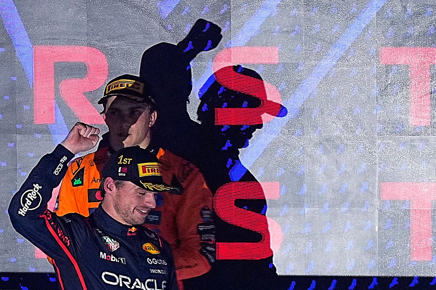 McLaren's botched strategy call helps Verstappen win Qatar GP as F1 title fight goes to final race | iNFOnews.ca McLaren's botched strategy call helps Verstappen win Qatar GP as F1 title fight goes to final race | iNFOnews.ca