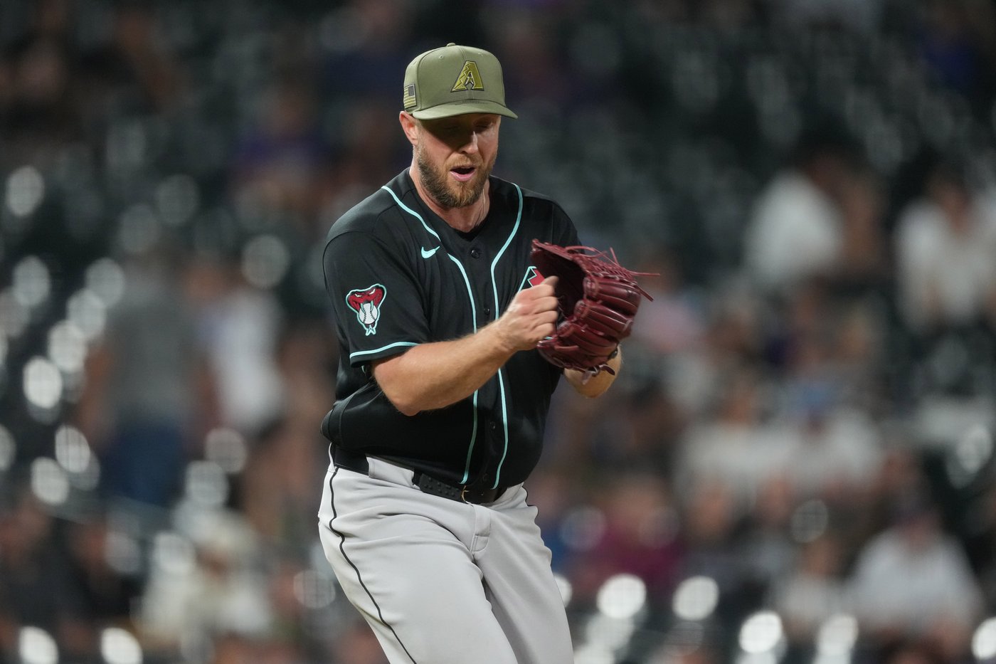 Merrill Kelly throws 1st career complete game, Diamondbacks beat Rockies 9-1 | iNFOnews.ca Merrill Kelly throws 1st career complete game, Diamondbacks beat Rockies 9-1 | iNFOnews.ca