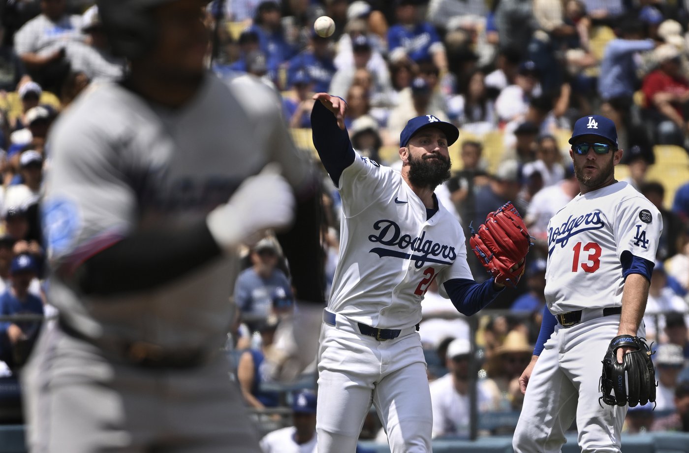 Dodgers hope struggling slugger Max Muncy and return of pitcher Tony Gonsolin boost lineup, rotation | iNFOnews.ca