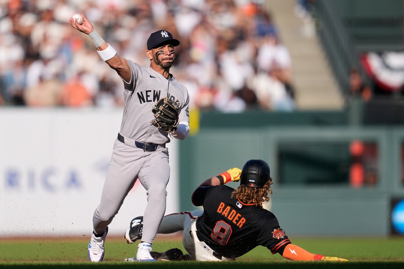 Aaron Judge hits 2nd home run in 2 games as Yankees beat Giants 3-1 to complete series sweep | iNFOnews.ca