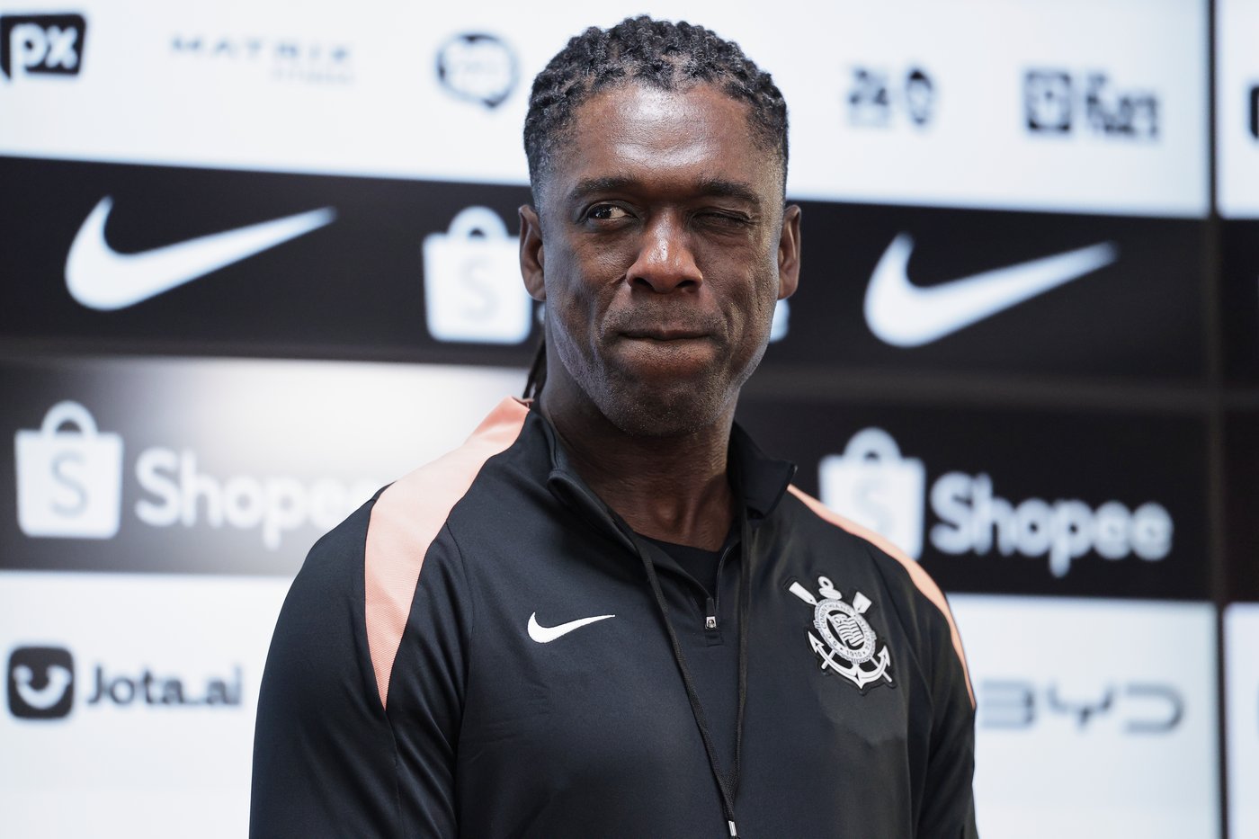 Former Dutch international Clarence Seedorf presented as coach at Brazil's Corinthians | iNFOnews.ca Former Dutch international Clarence Seedorf presented as coach at Brazil's Corinthians | iNFOnews.ca