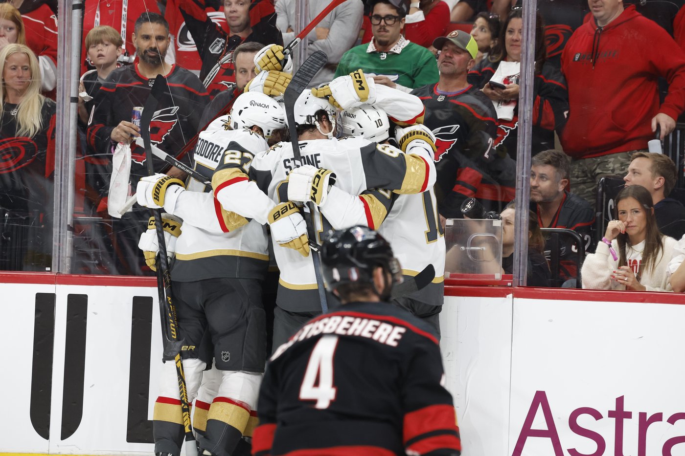 Tomas Hertl's late goal lifts Golden Knights past Hurricanes 5-4 to open Stanley Cup Final | iNFOnews.ca