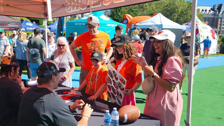 Kelowna keeps flirting with pro sports teams, but no proposals yet | iNFOnews.ca