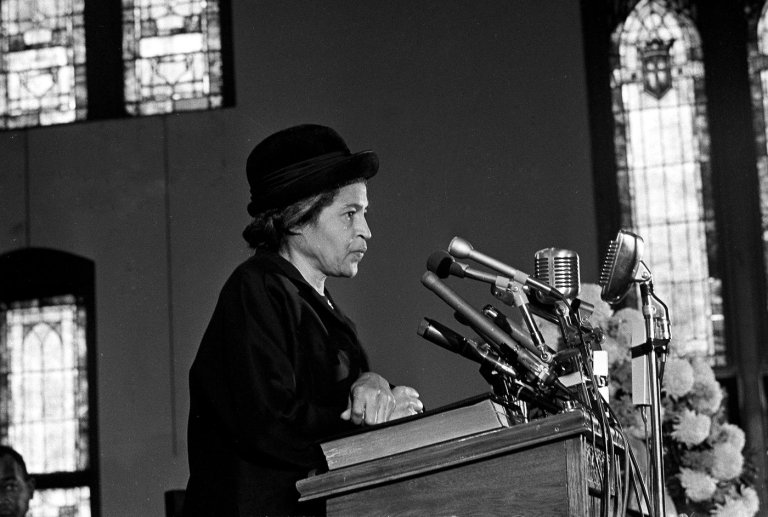 Rosa Parks and Helen Keller statues will be unveiled at the Alabama Capitol | iNFOnews.ca