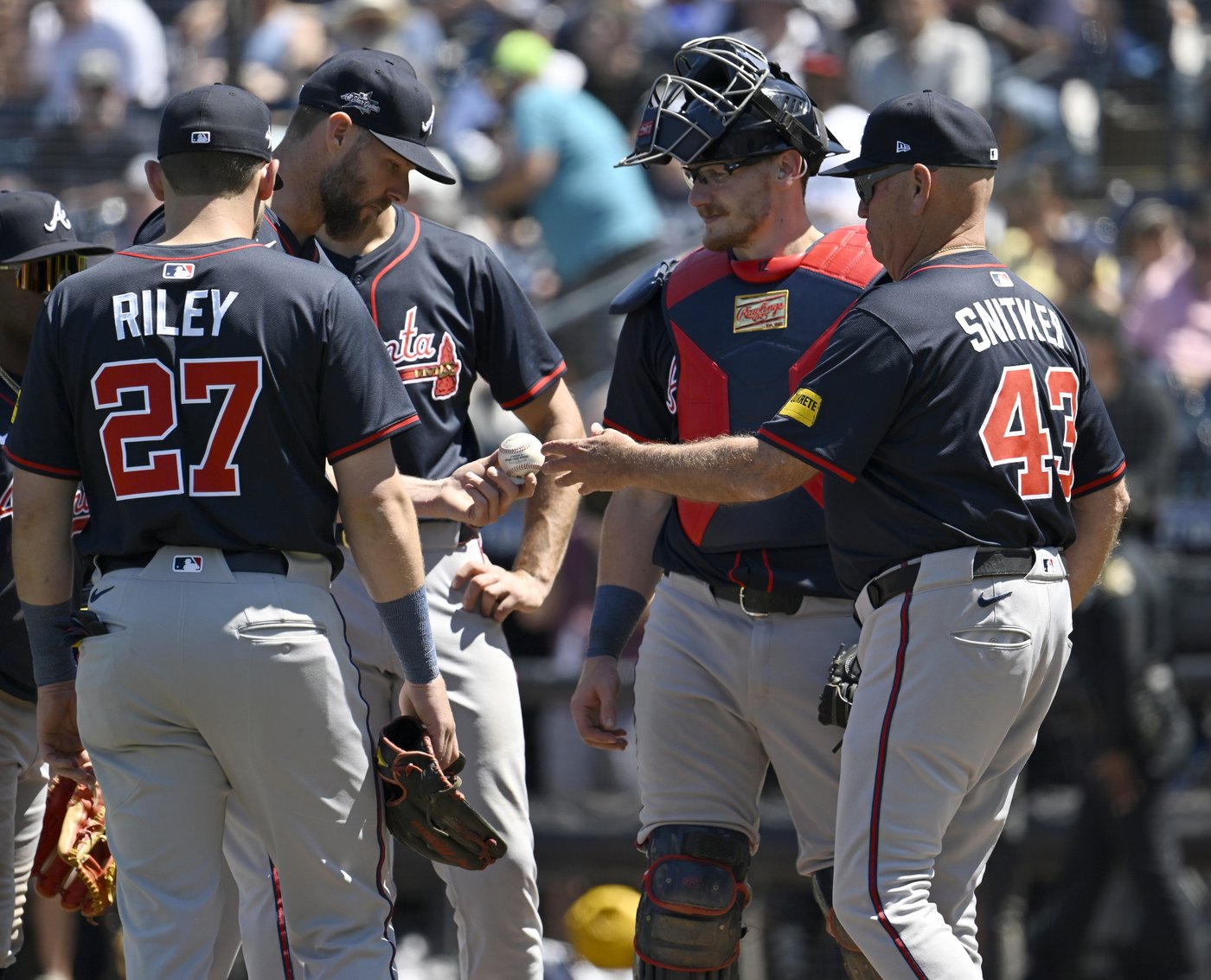 If baseball's season were as short as football's, the conversation about parity would be different | iNFOnews.ca If baseball's season were as short as football's, the conversation about parity would be different | iNFOnews.ca