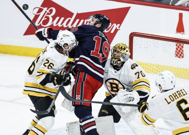 Pastrnak's four-point night leads Bruins to 6-3 win, hand Jets third straight loss | iNFOnews.ca