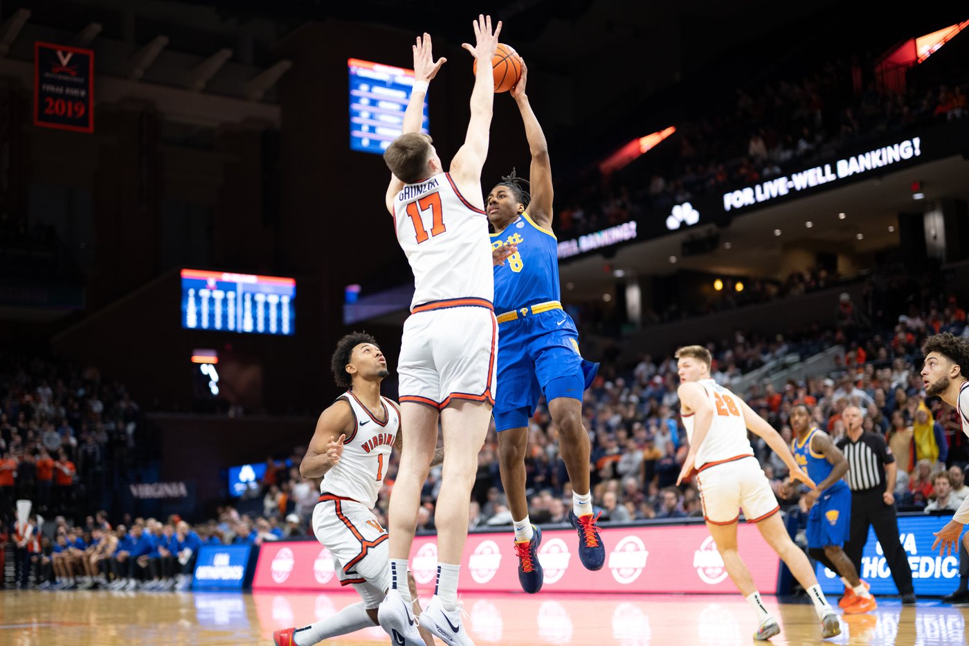 Sam Lewis, Thijs De Ridder lead No. 18 Virginia to 67-47 win over Pitt | iNFOnews.ca Sam Lewis, Thijs De Ridder lead No. 18 Virginia to 67-47 win over Pitt | iNFOnews.ca
