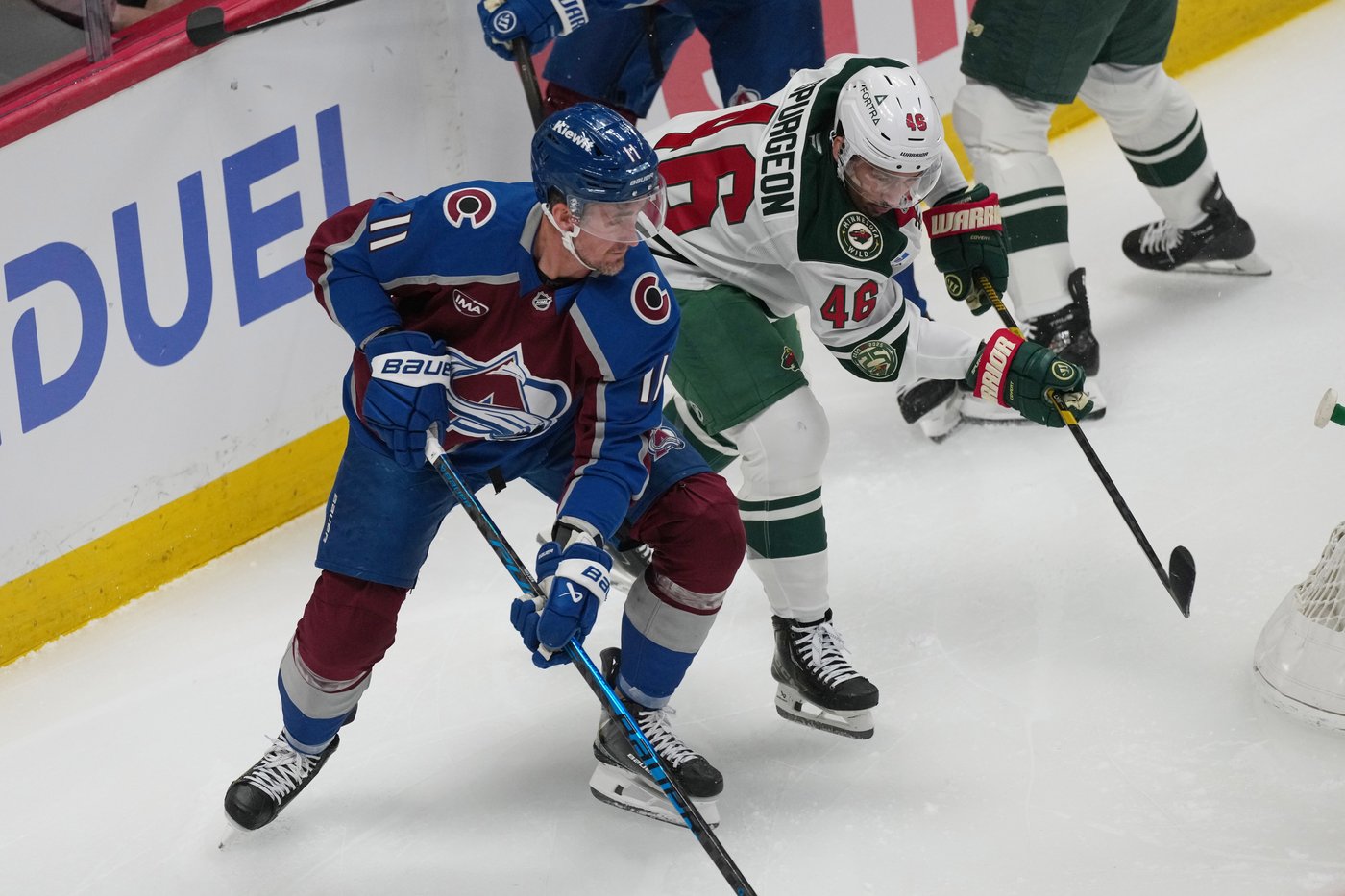 Minnesota native Brock Nelson braces for split loyalties as Avs carry 2-0 lead over Wild into Game 3 | iNFOnews.ca