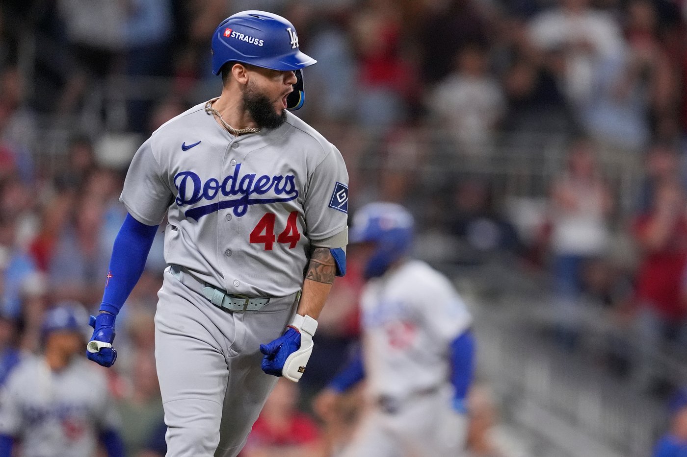 Pages delivers go-ahead single in 7th as Dodgers beat Braves 4-1 to clinch NL Division Series | iNFOnews.ca Pages delivers go-ahead single in 7th as Dodgers beat Braves 4-1 to clinch NL Division Series | iNFOnews.ca