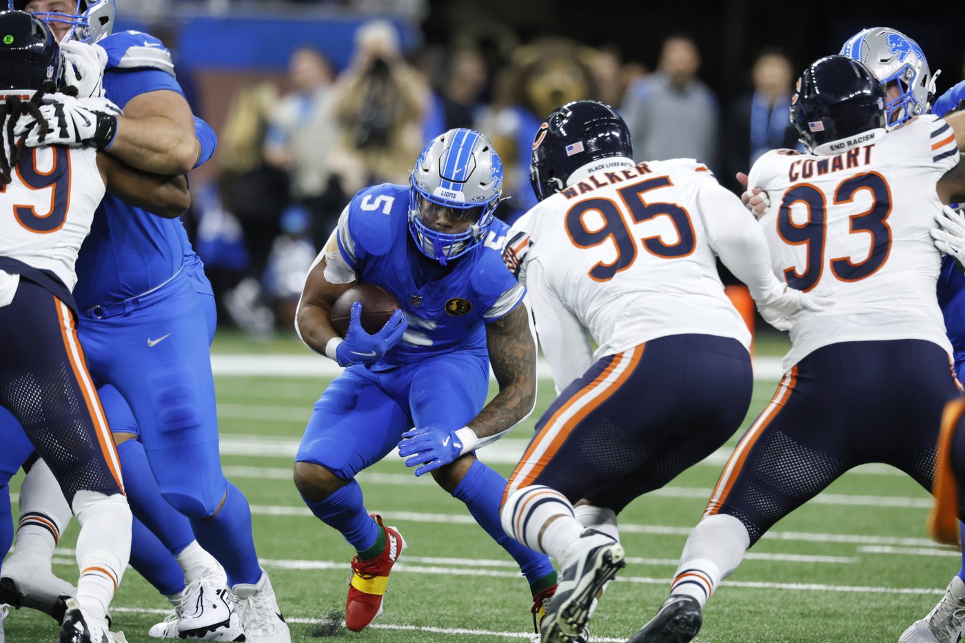 Lions keep Montgomery off IR, holding out hope another opinion on his knee injury clears him to play | iNFOnews.ca