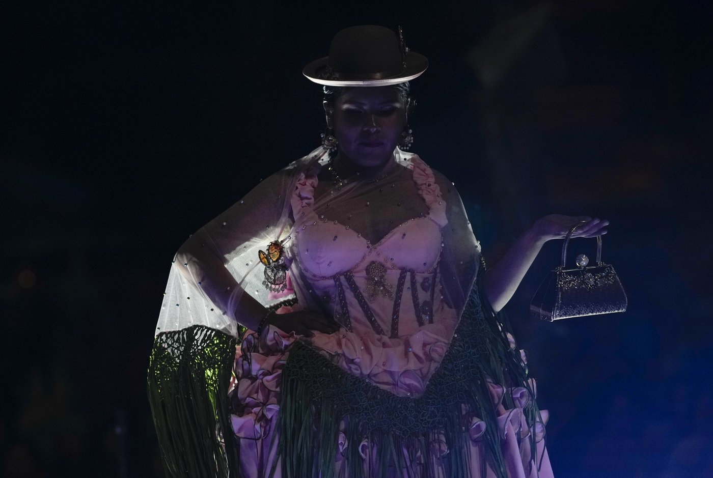 In Bolivia's scrappy highlands, proud Indigenous Cholas take the runway by storm | iNFOnews.ca In Bolivia's scrappy highlands, proud Indigenous Cholas take the runway by storm | iNFOnews.ca