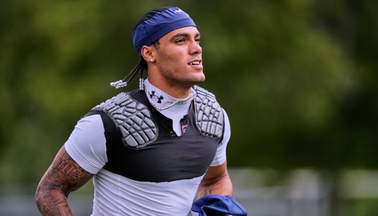 Patriots make Christian Gonzalez the NFL's highest-paid cornerback, AP sources say | iNFOnews.ca