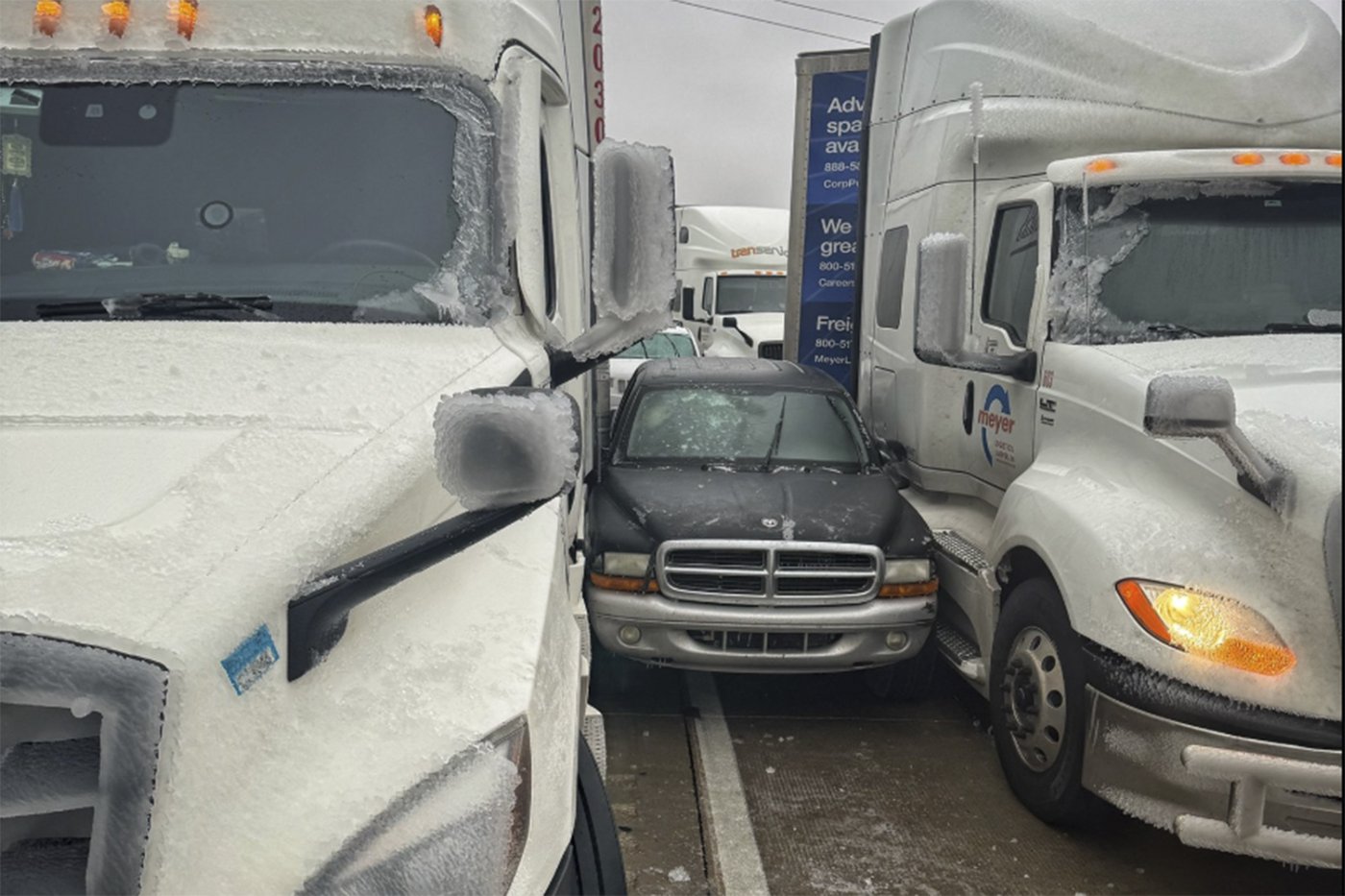 Chiefs finally depart KC for Denver amid ice storm after 4 hours spent waiting on the tarmac | iNFOnews.ca Chiefs finally depart KC for Denver amid ice storm after 4 hours spent waiting on the tarmac | iNFOnews.ca