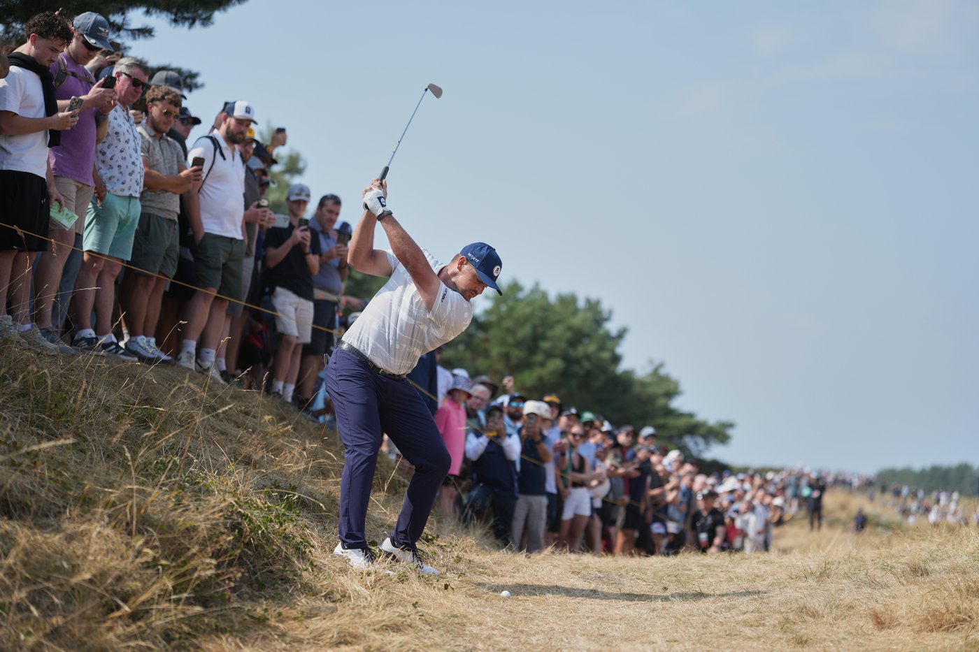 DeChambeau feels the love from fans at the British Open and stays in contention for claret jug | iNFOnews.ca DeChambeau feels the love from fans at the British Open and stays in contention for claret jug | iNFOnews.ca