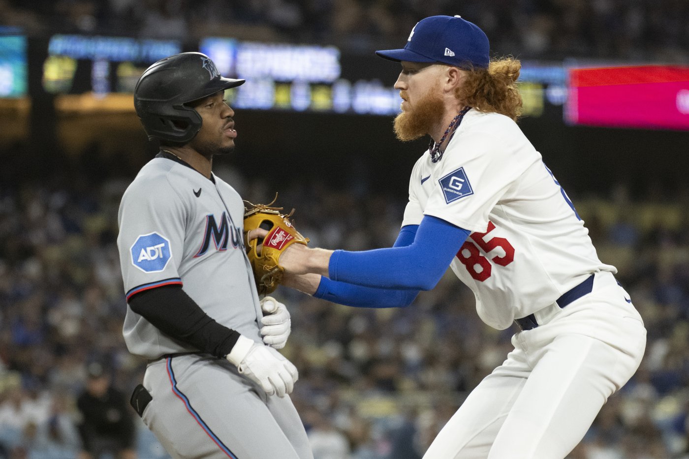 Edman delivers in 10th as Dodgers weather Myers' pinch-hit slam for 7-6 win over Marlins | iNFOnews.ca Edman delivers in 10th as Dodgers weather Myers' pinch-hit slam for 7-6 win over Marlins | iNFOnews.ca