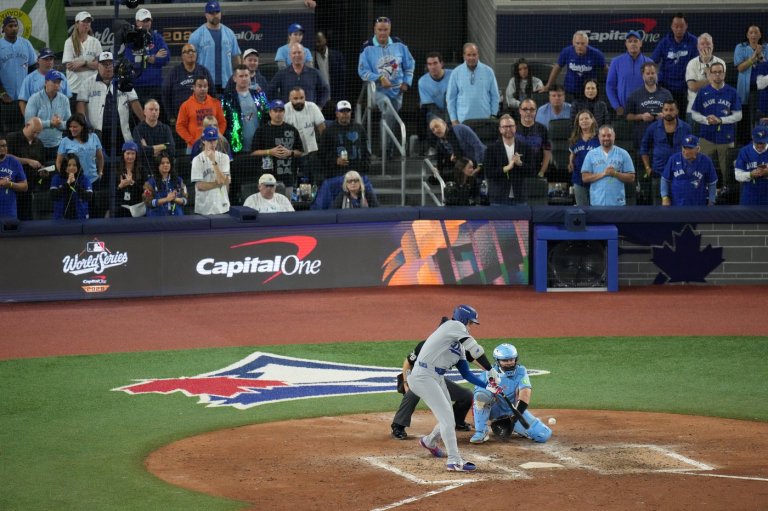 Blue Jays fan made sure to highlight Cape Breton at the World Series | iNFOnews.ca